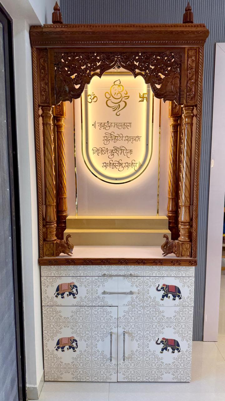 होम मंदिर वार्म बैकलाइटिंग विजुअल्स पुणे | ECIRA Mandir Unit